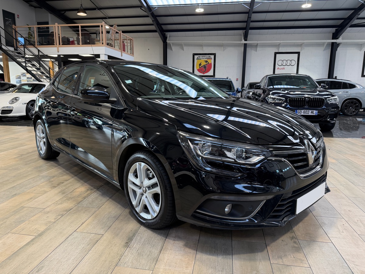 RENAULT Megane IV Blue DCI 115 cv EDC Business