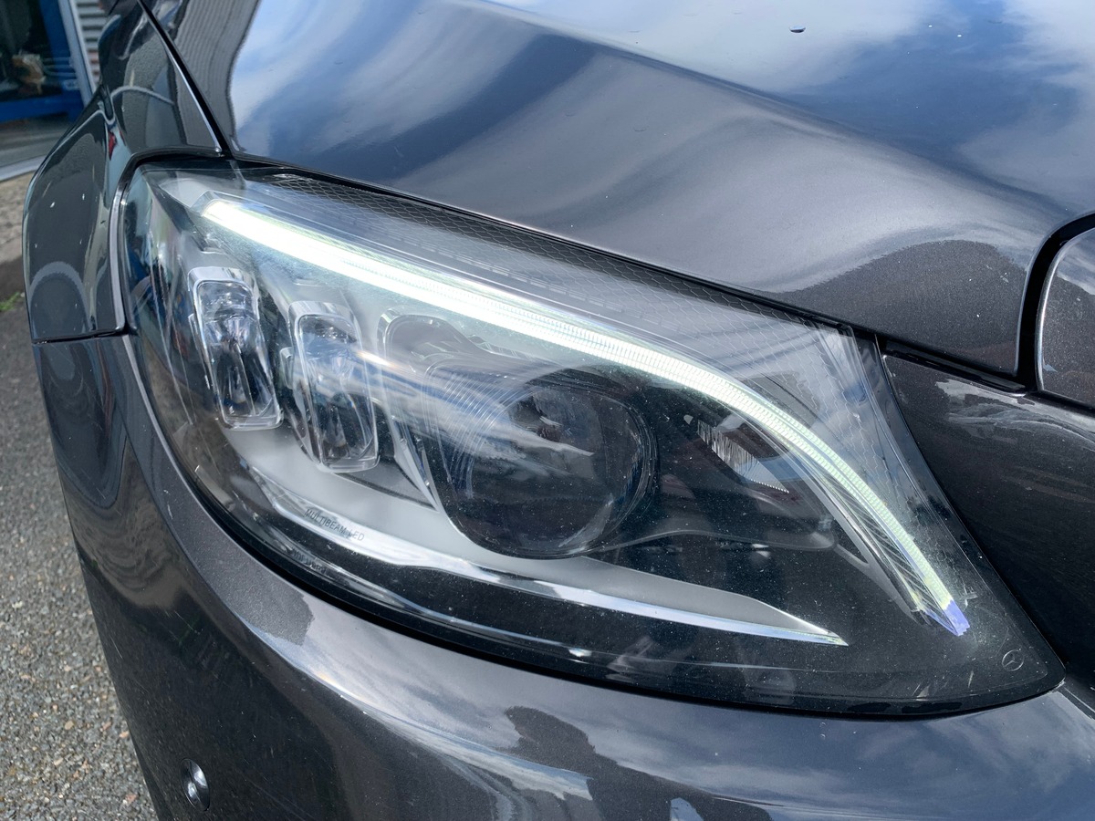 Mercedes-Benz Classe C Cabriolet 194 ch | AMG Line | Siéges électriques chauffants | Caméra de recul