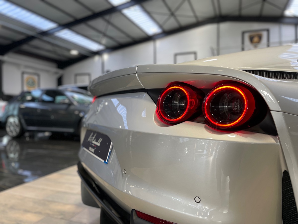 Ferrari 812 SUPERFAST 6.5 V12 800CV - FRANCAISE 