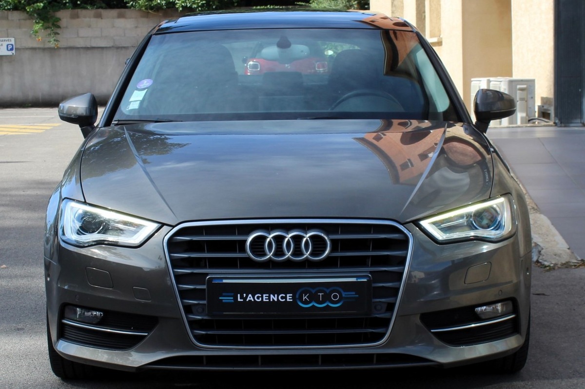 Audi A3 III 1.4 TFSi 150 ch AMBITION LUXE S TRONIC 7 + TOIT OUVRANT