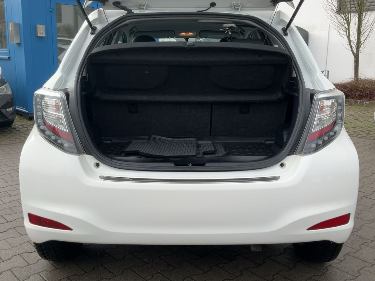 Toyota Yaris Hybrid III 1.5 HSD 100