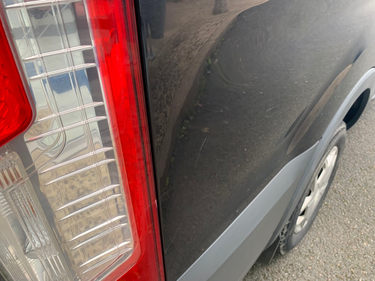 Ford TRANSIT 155 | Trend | Kit mains-libres Bluetooth | 1 Porte latérale coulissante | Climatisation