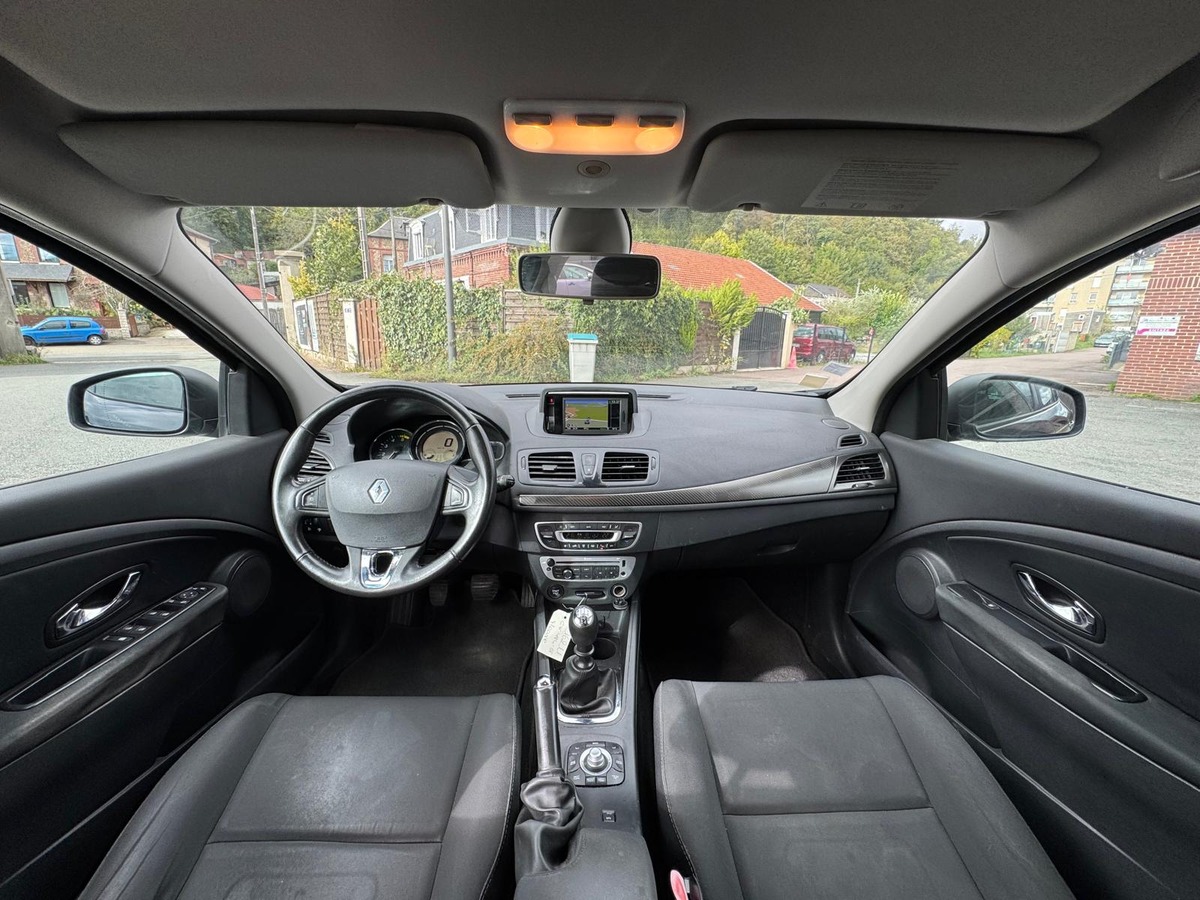 RENAULT Megane III 1.5 dci 110cv Limited - Garantie
