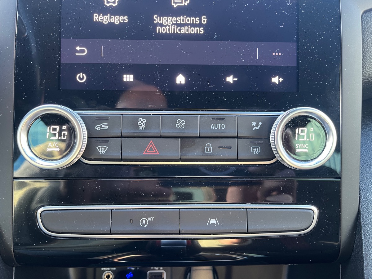 RENAULT Megane IV 1.5 BlueDCI 115ch RS Line EDC, Affichage tête haute, Régulateur adaptatif