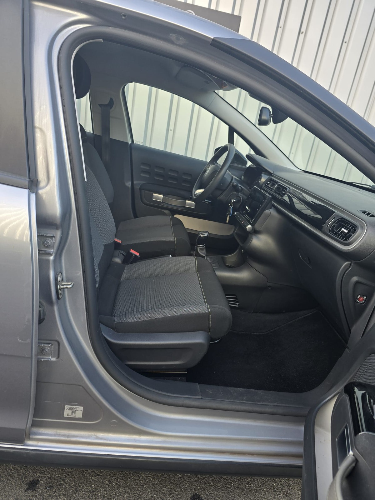 Citroën C3 1.2 ptec 37000km Finition Buisines TVA Récupérable