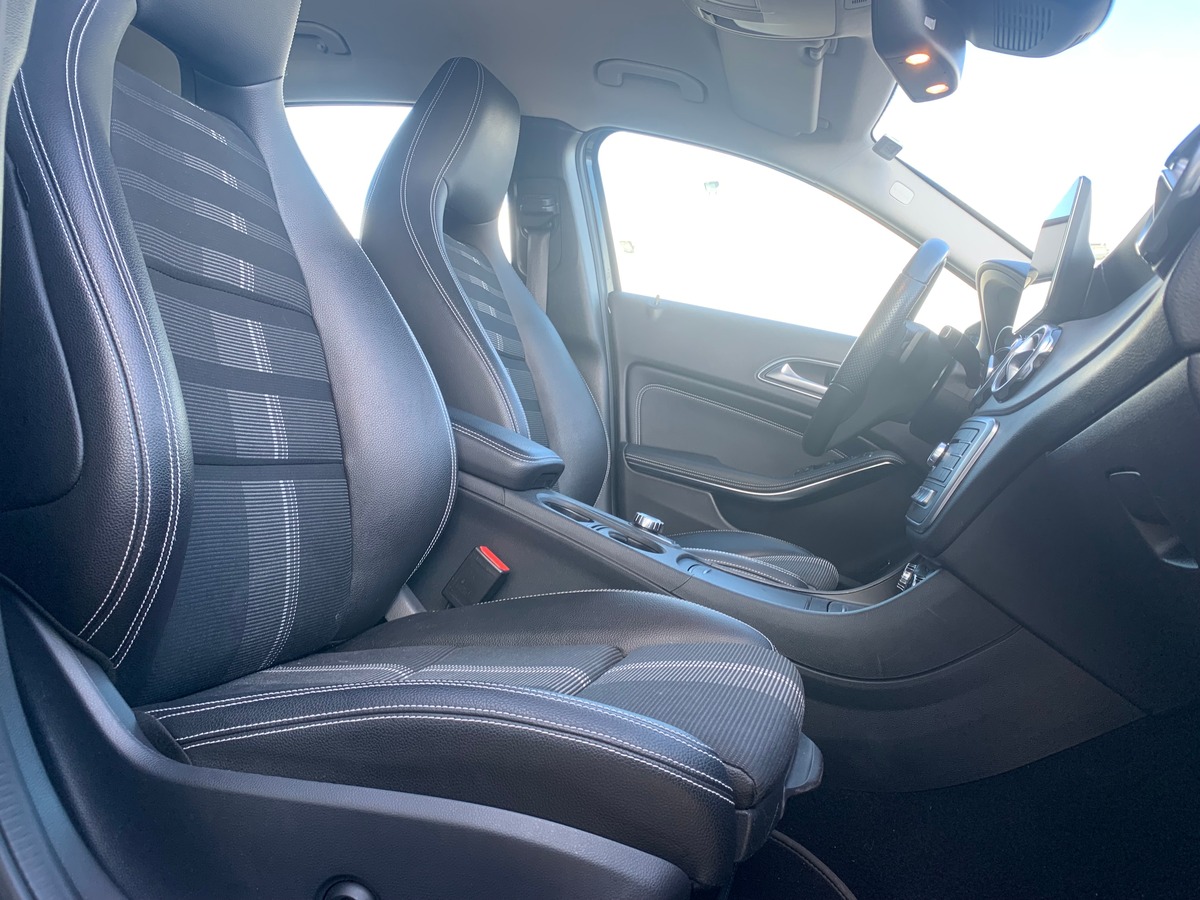 Mercedes-Benz GLA 136 | Sensation | Caméra recul | Régulateur vitesse | Siéges chauffants électrique