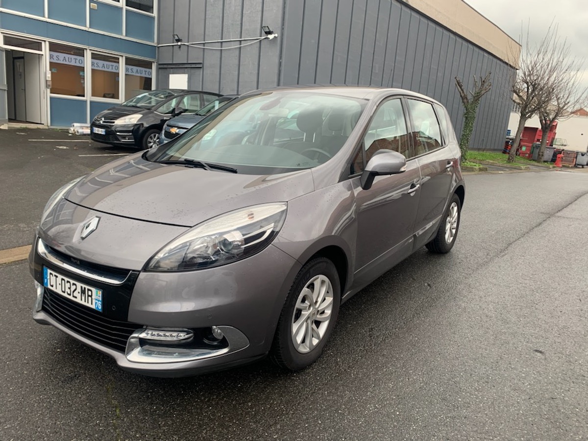 RENAULT Scenic 1.5 DCI 110 CV 1er mains 4XCB