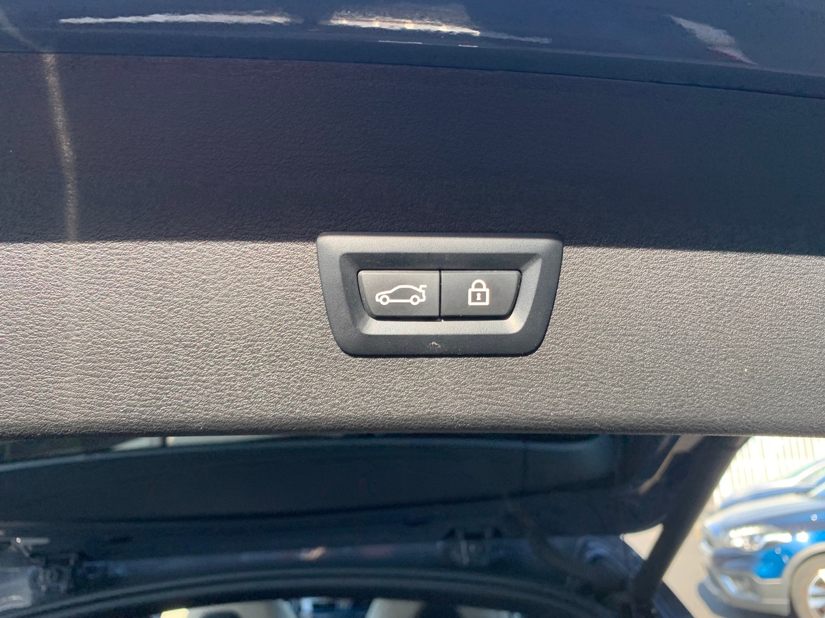 Bmw X1 192 chevaux | sDRIVE 20iA | M Sport | Caméra de recul | Harman Kardon | Attelage amovible