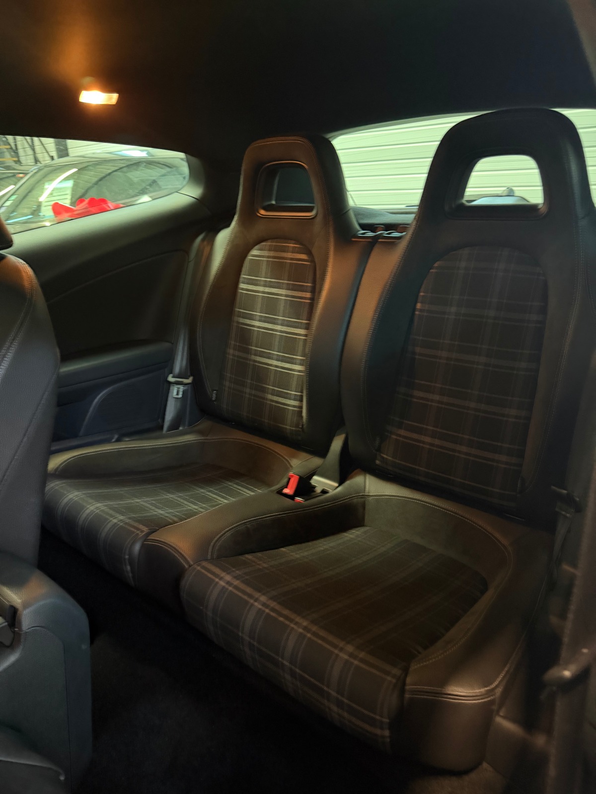 Volkswagen Scirocco SPORT EDITION 2.0 TDI 140CH SUIVI COMPLET VOLKSWAGEN