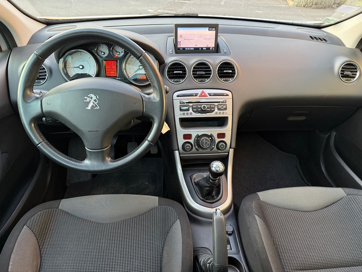 Peugeot 308 SW 1.6 e-HDI 115 CV active 7 places  crit2