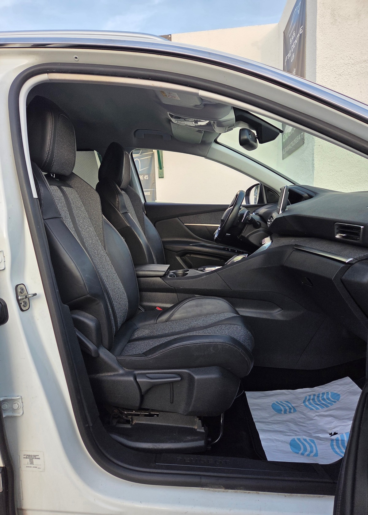 Peugeot 5008 1.6 BHDI 120 CV EAT6  PACK ALLURE / 7 PLACES /  TVA RECUPERABLE 12491.67 HT