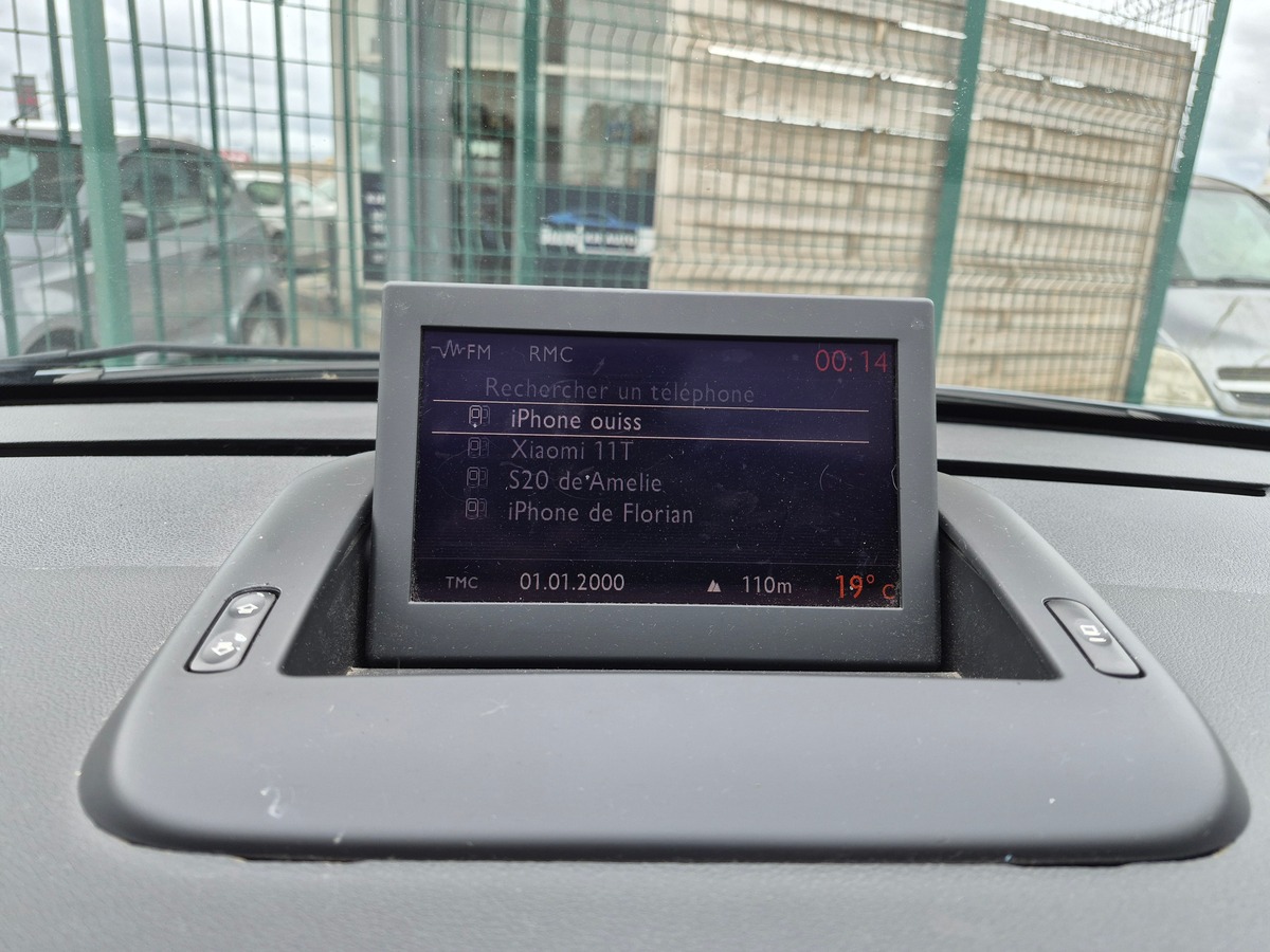 Peugeot 3008 1.6 HDI 16V 112ch FAP BMP6 Blue Lion Premium Pack