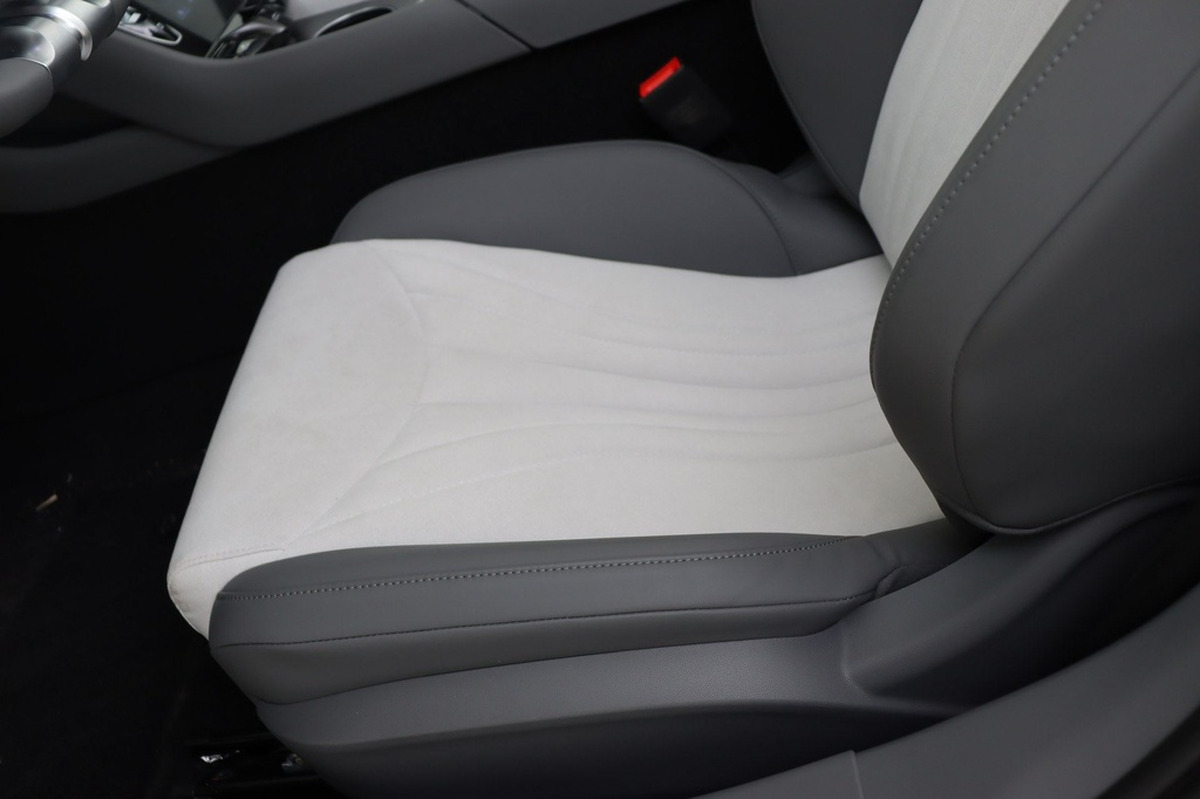 MG CYBERSTER Trophy Extended Range 77 kWh 6AT 2WD | Apple CarPlay / Android Auto | Caméra de recul