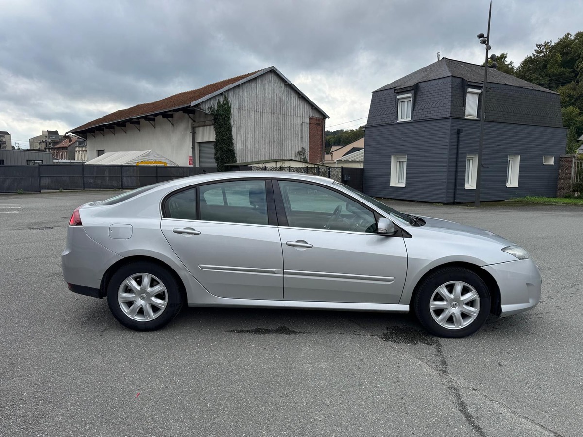 RENAULT Laguna III 1.5 dCi Black Edition - Révisée - Garantie