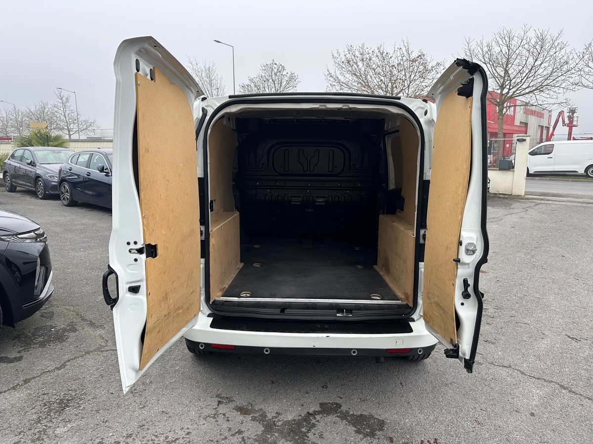 Fiat Doblo 1.3 MJT 95CH LOUNGE PRO 3 PLACES / PRIX HT