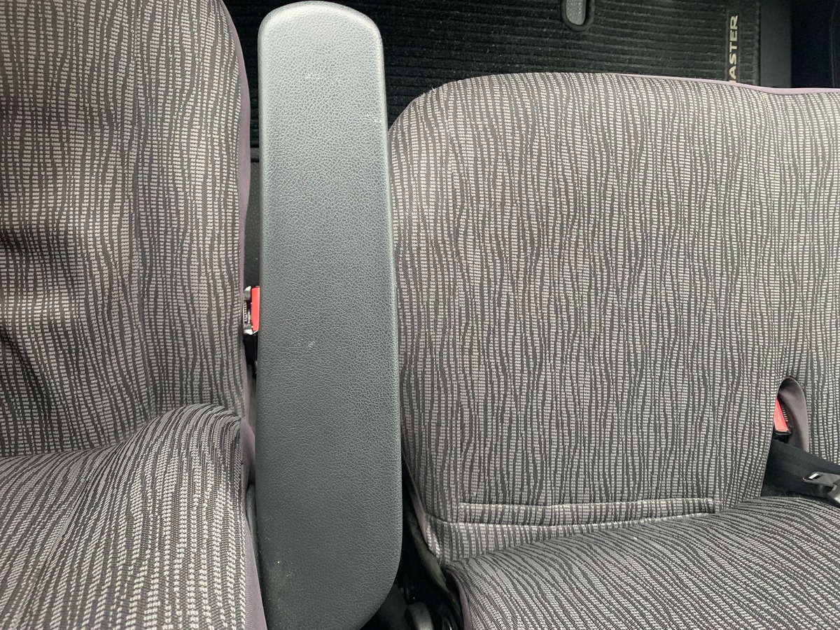 RENAULT Master 180 | L1 H1 | Première MAIN | TVA Récupérable | GRAND CONFORT | Caméra | Attelage