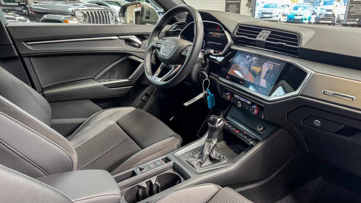 Audi Q3 Sportback 45 TFSI e 245ch S Line s Tronic / Caméra 360/ Bang & Olufsen