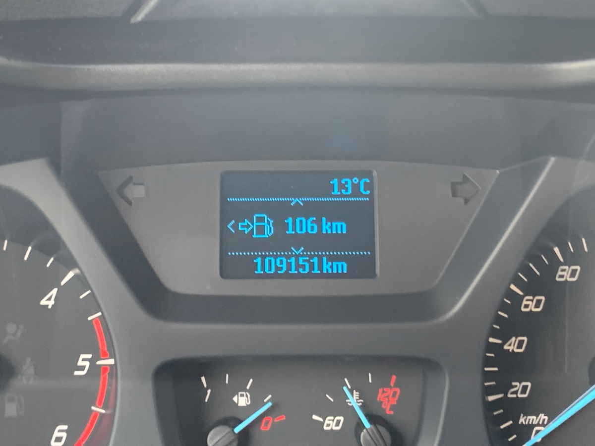Ford TRANSIT 130 ch | Attelage | Régulateur de vitesse | Bluetooth | Plancher bois et latérale