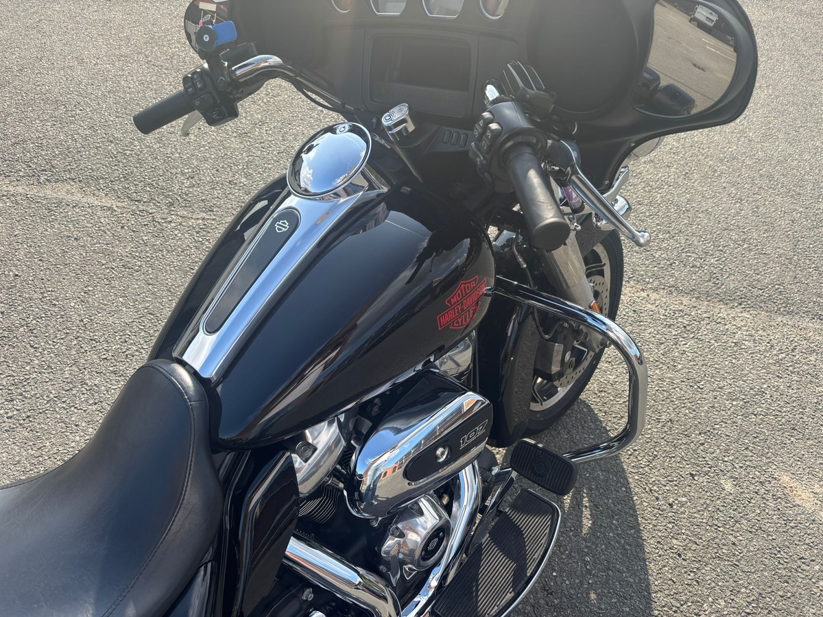 Harley Davidson Electra Glide Standard FLHT - Entretien complet HD