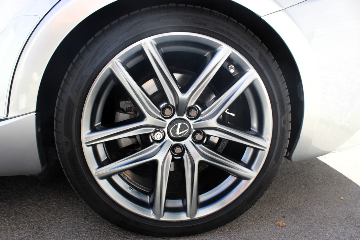 Lexus IS III (2) 300H F SPORT EXECUTIVE  FULL OPTIONS + CARPLAY / ENTRETIEN LEXUS / 2ème MAIN