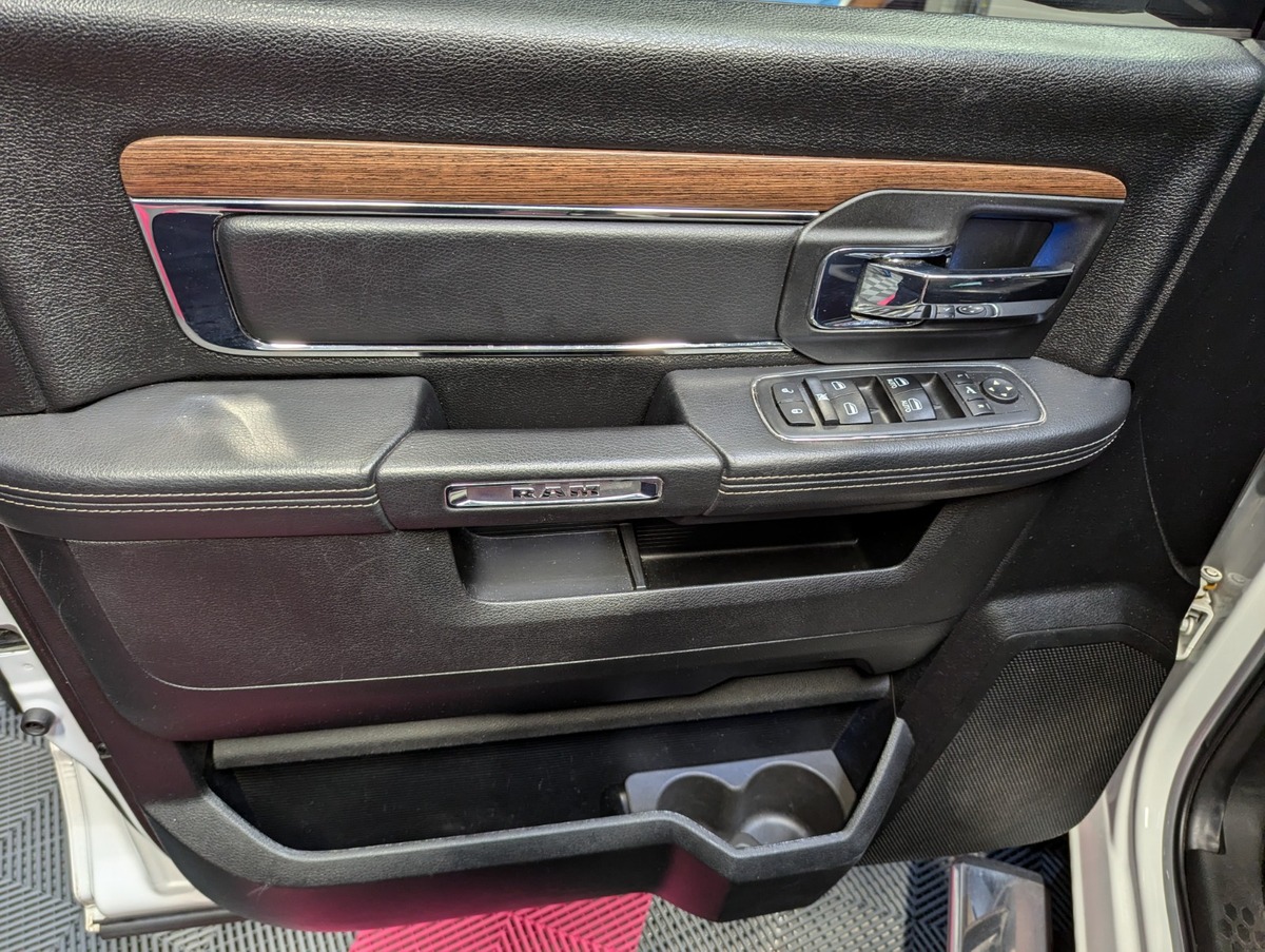 Dodge 1500 RAM Ram 1500 Laramie PAS DE MALUS