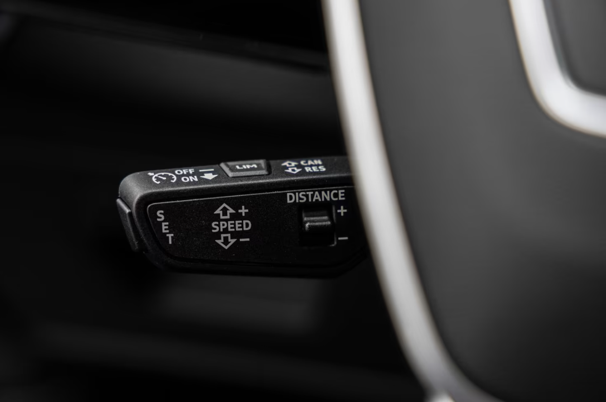 Audi S6 Avant V 3.0 TDI 344ch quattro tiptronic 8 Bang&Olufsen Toit ouvrant Phares matriciels