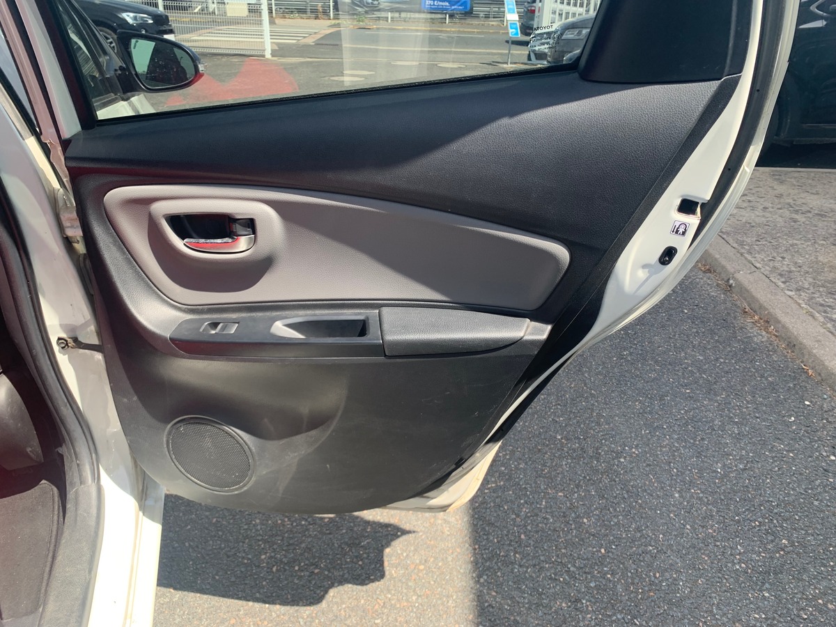 Toyota Yaris Hybrid 100H | Collection | Premiére MAIN | Caméra de recul | Régulateur de vitesse
