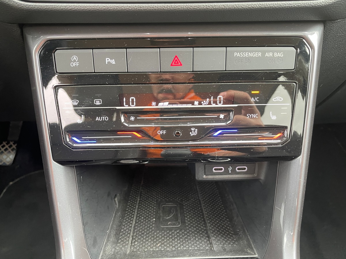 Volkswagen T-Cross 1.0 tsi 110 CV Finition Carat