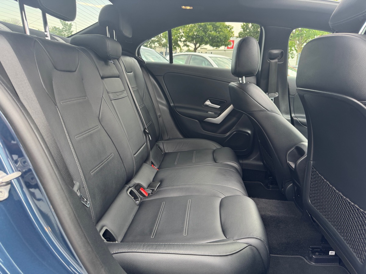 Mercedes Benz Classe A 200D AMG LINE 8G-DCT + TOIT OUVRANT