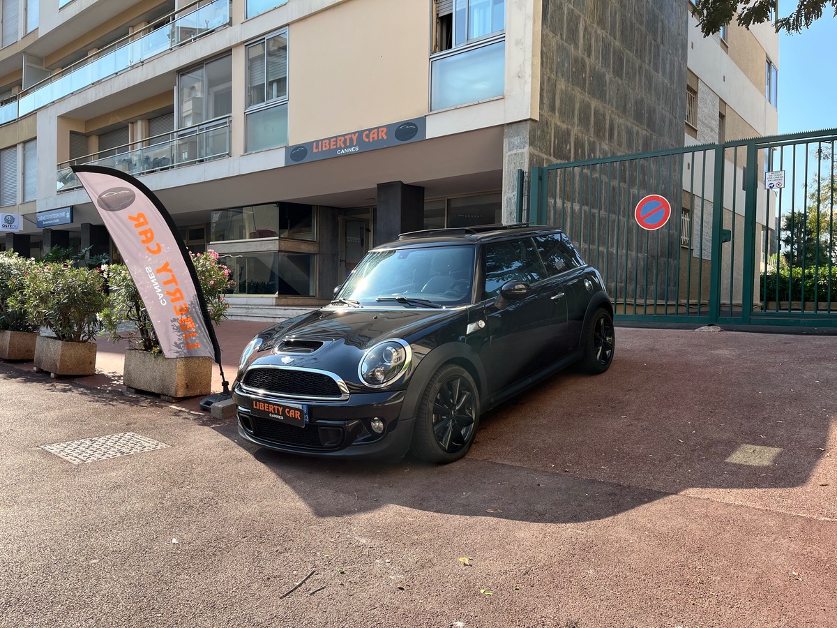 Mini Mini Cooper s 184 CV TOIT OUVRANT / JANTES NOIRES