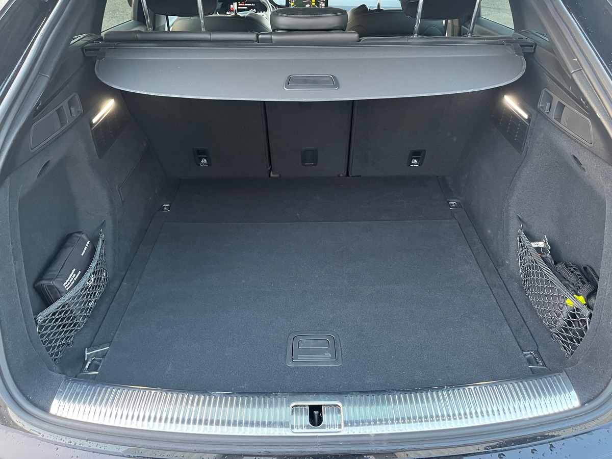 Audi Q5 Sportback 40 TDI 204ch QUATTRO S TRONIC 7 Sline, TOIT OUVRANT, SIEGES CHAUFFANT, MATRIX LED