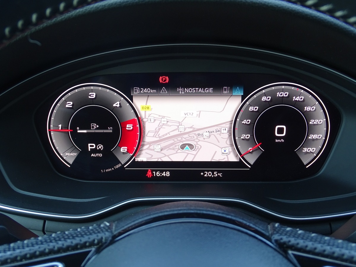 Audi A4 V (3) 35 TDI 163 Ch S-LINE S-TRONIC PACK  BRILLANCE  NOIR AUDI EXCLUSIVE