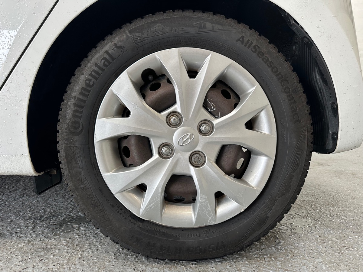 Hyundai i10 II 1.0 66 PACK EVIDENCE