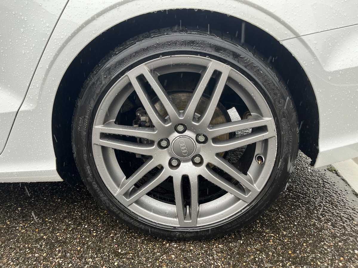 Audi A3 Berline 2.0 150ch BUSINESS DSG, SUIVI COMPLET, VIRTUAL COCKPIT, CAMERA, KEYLESS, REGULATEUR