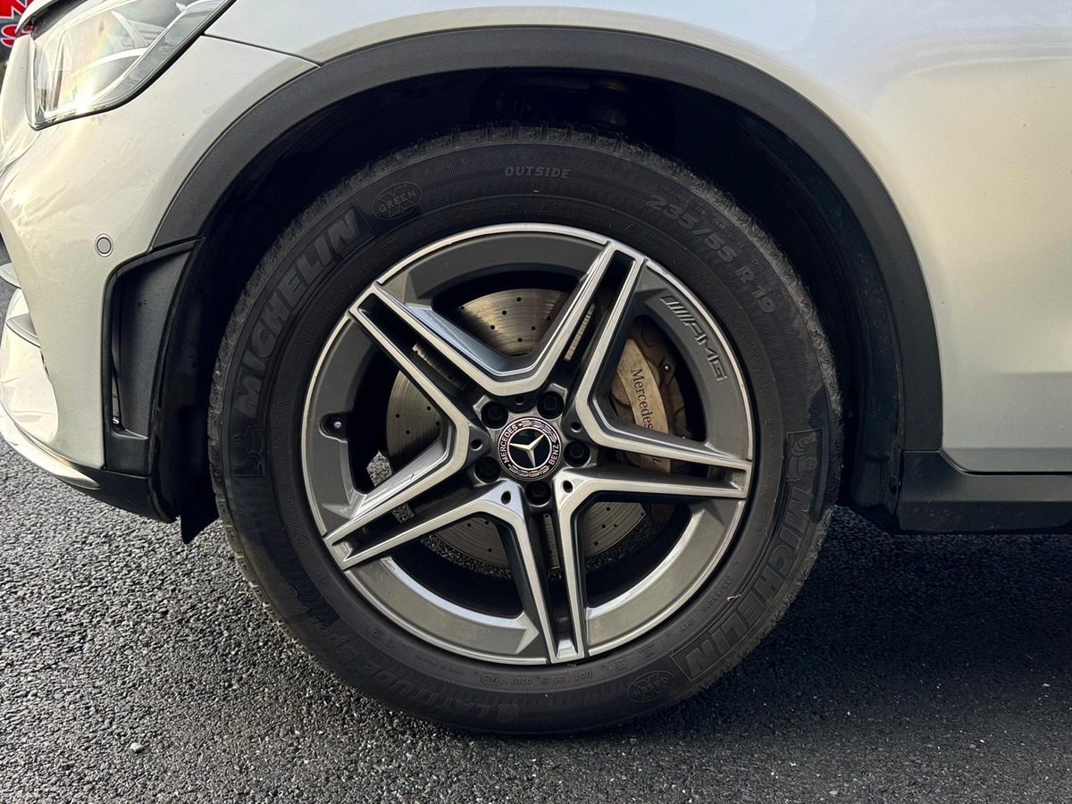 Mercedes-Benz GLC Coupé 300d 245 AMG Line