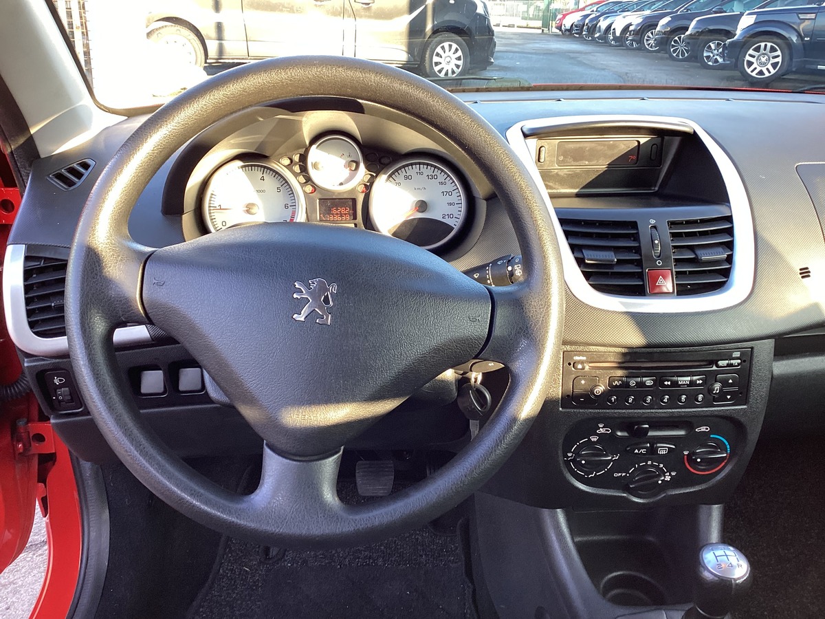 Peugeot 206 + 1.4 Urban
