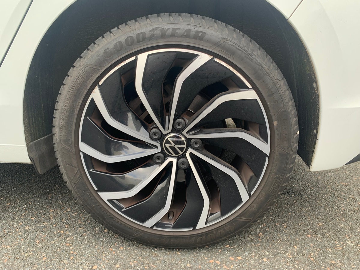 Volkswagen GOLF 8 130 ch | Stage 1 Ethanol | Apple car Play | Radar avant arriére | Siéges chauffant