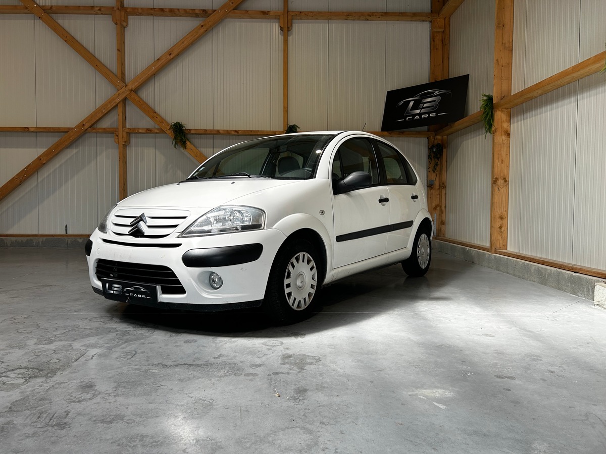 Citroën C3 1.4i 75 cv / 1ERE MAIN / VIDANGE ET DISTRIBUTION NEUVE / GARANTIE