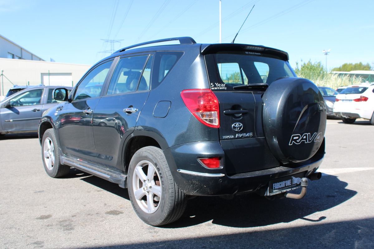 Toyota RAV4 2.2 D4D - 16V TURBO 136CV 4WD - Garantie 12 Mois