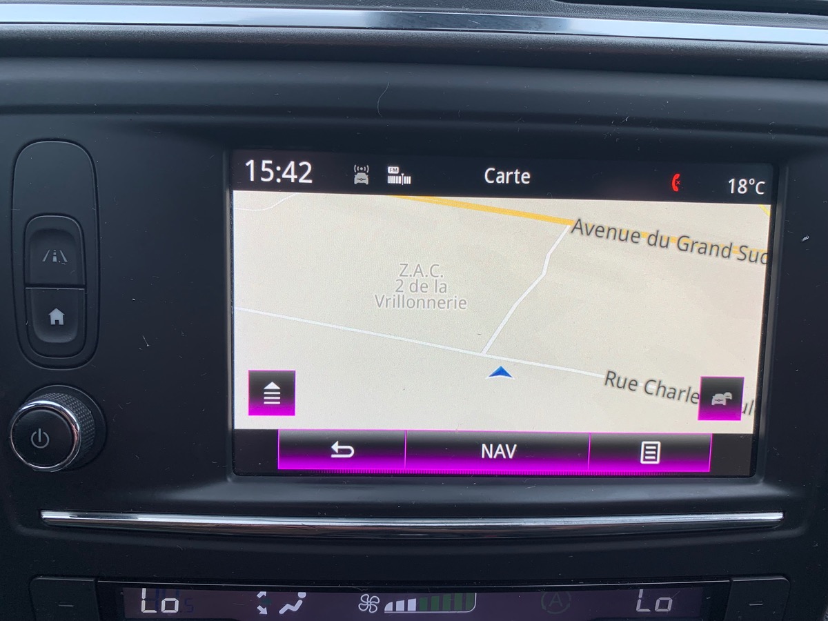 RENAULT Kadjar 110 ch | Business | Crochet d'attelage | Régulateur de vitesse | Radar avant arriére