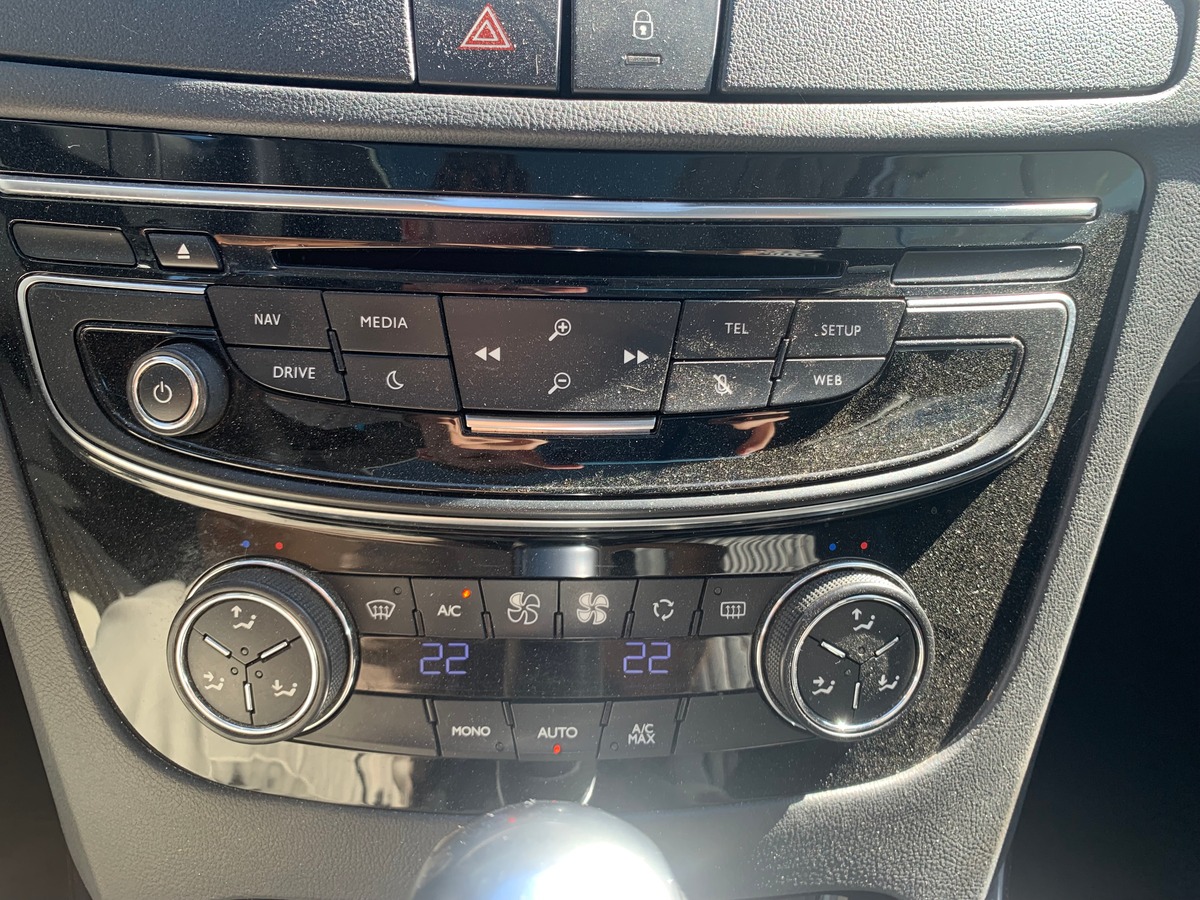 Peugeot 508 SW RXH 2.0 | 180 | Toit panoramique | Caméra de recul | Affichage tête haute | Attelage