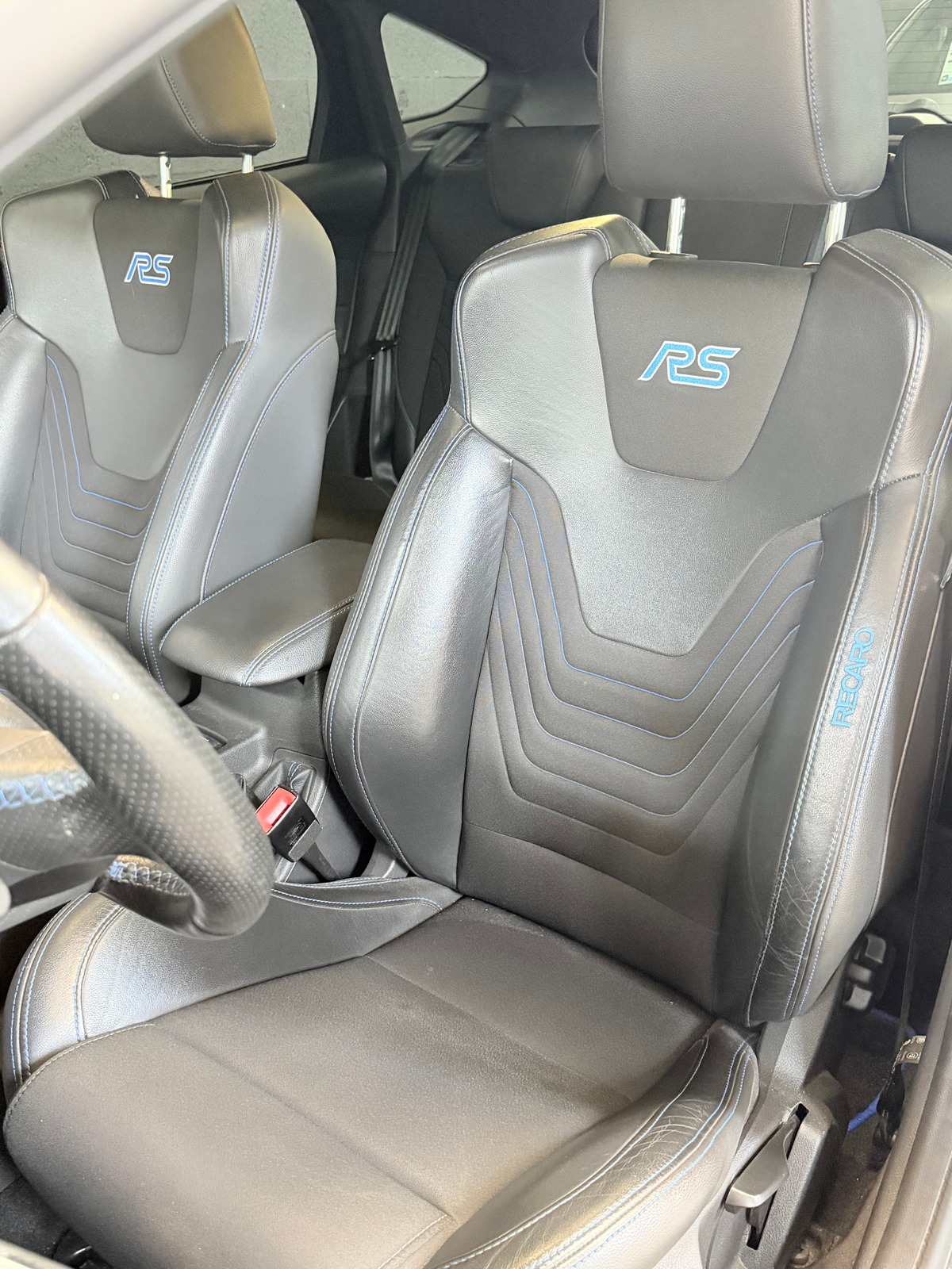 Ford Focus RS 2.3 ECOBOOST 350 CV
