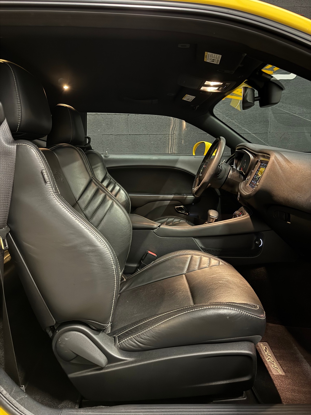 Dodge CHALLENGER SRT HELLCAT 6.2L 707 1ERE MAIN ORIGINE FRANCE