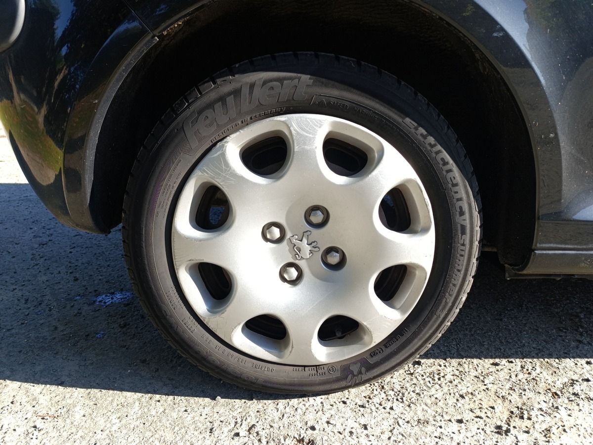 Peugeot 1007 1.4 90 CV DOLCE BVM5 ESSENCE