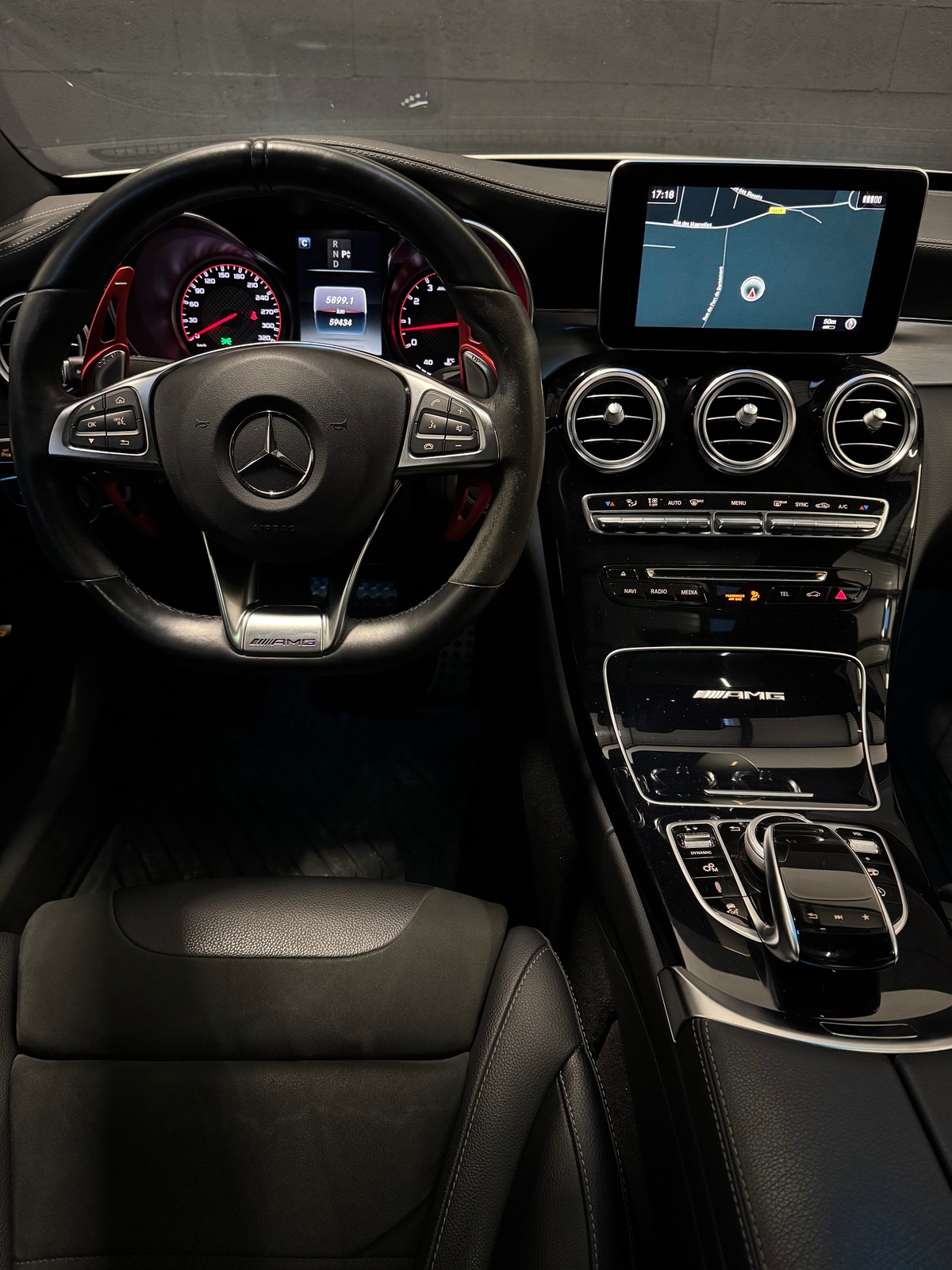 Mercedes-Benz Classe C 63S AMG SPEEDSHIFT V8 510CH