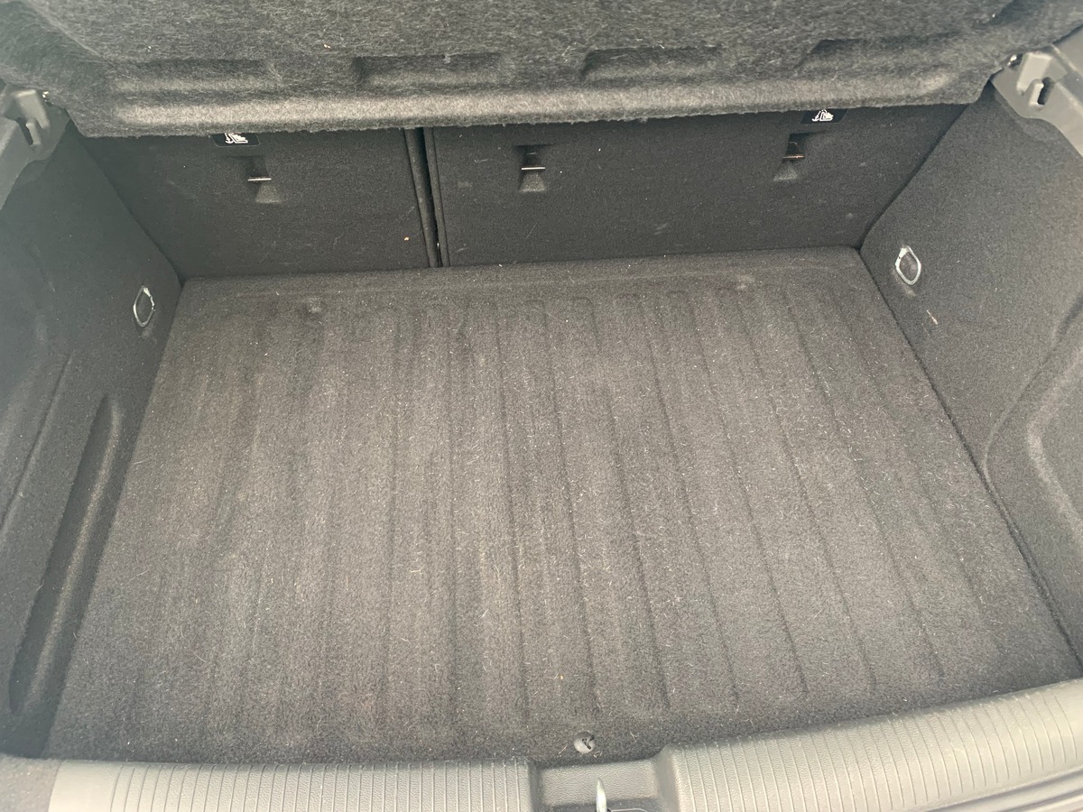 Opel Astra 105 ch | Black Edition | Caméra recul | Régulateur vitesse | Radar de stationnement avant