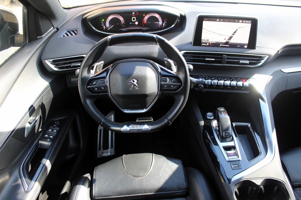 Peugeot 3008 II 2.0 BLUEHDI 180 ch GT EAT6 + CARPLAY + CUIR