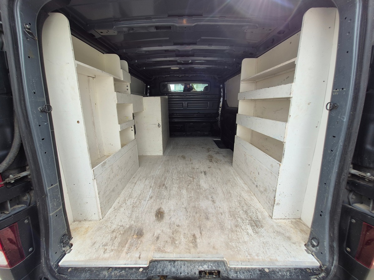 RENAULT Trafic DCI 170 BVA GRAND CONFORT L2H1