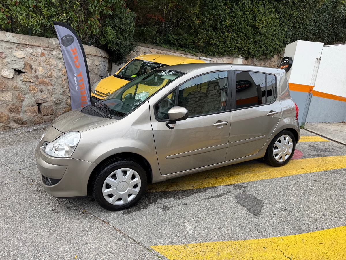 RENAULT Modus 1.2 101 CV / 1er Main / KM Réel / Clim / 5 Portes