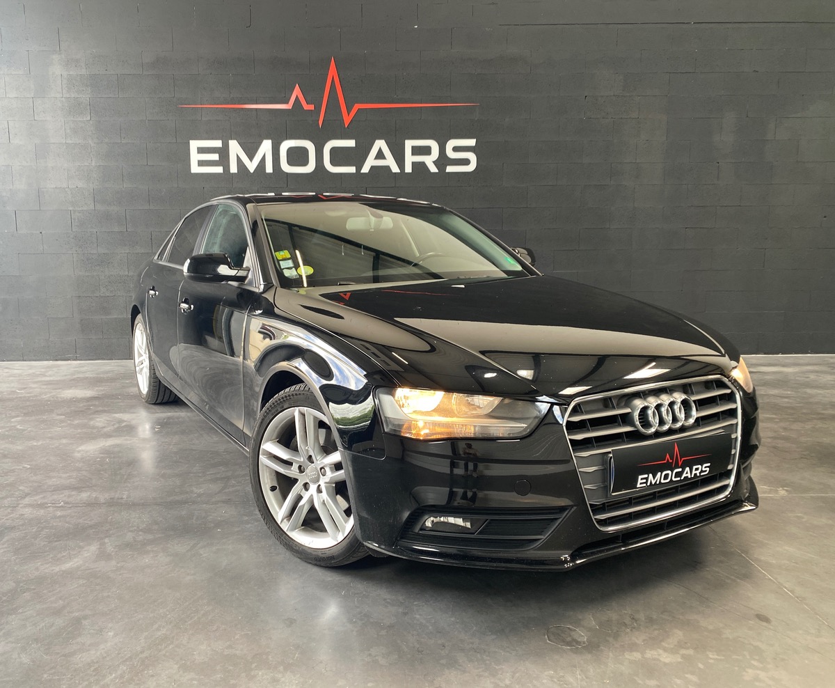 Audi A4 IV (2) 2.0 TDI 120 AMBIENTE